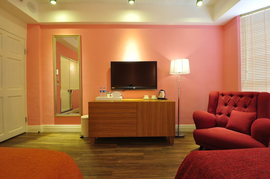Young Motel Taitung Номер фото