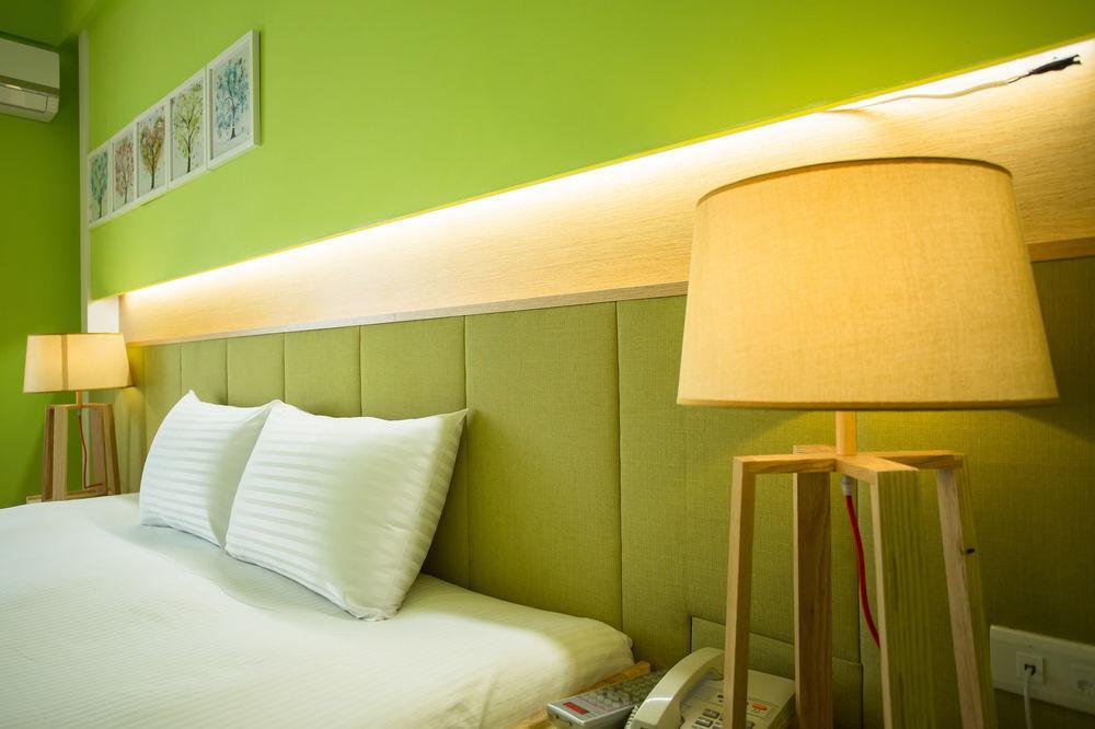 Young Motel Taitung Экстерьер фото