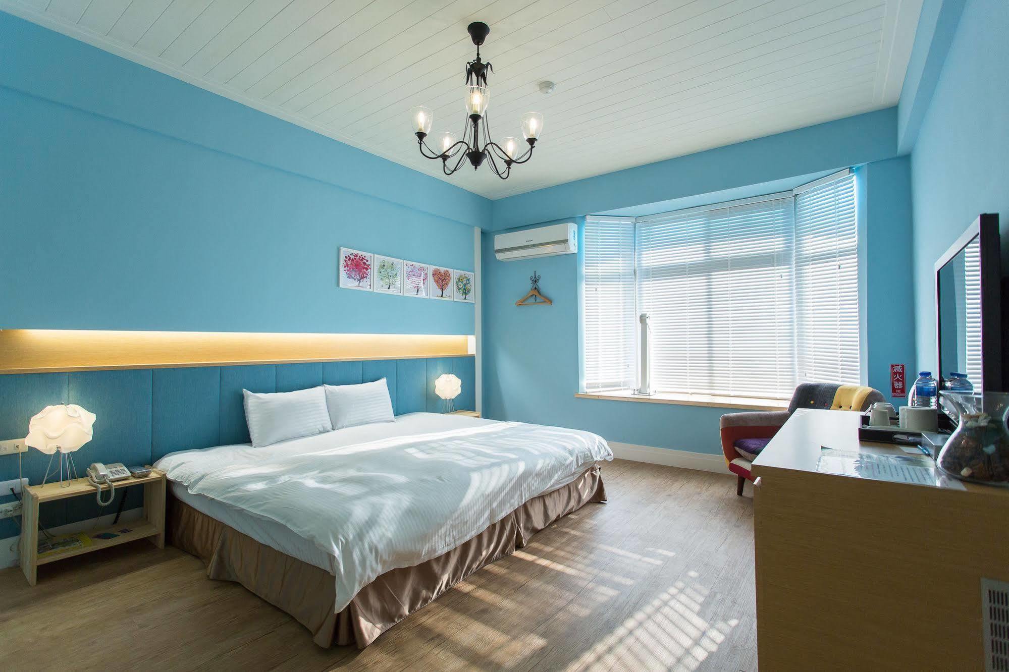 Young Motel Taitung Экстерьер фото